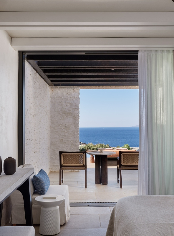island-adjoining-suites.jpg