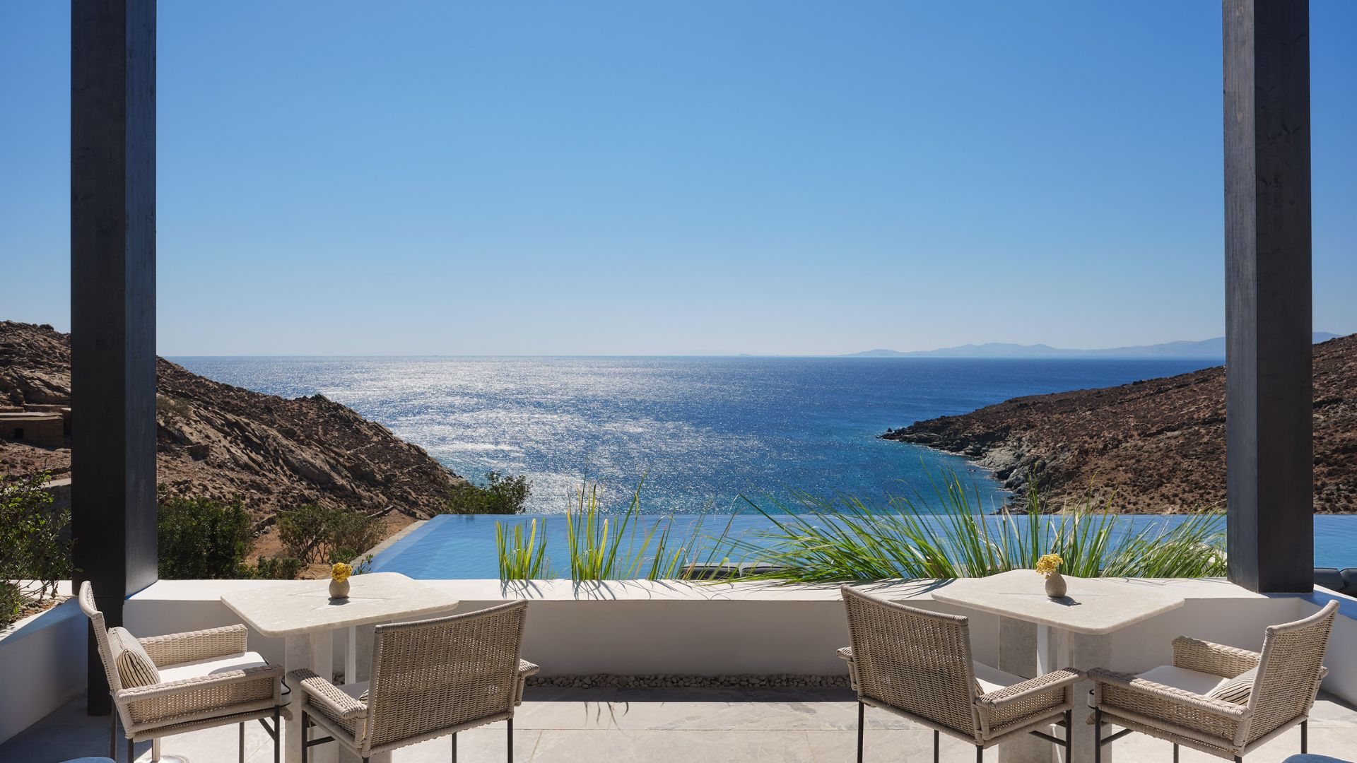 apollo-pool-bar-restaurant.jpg